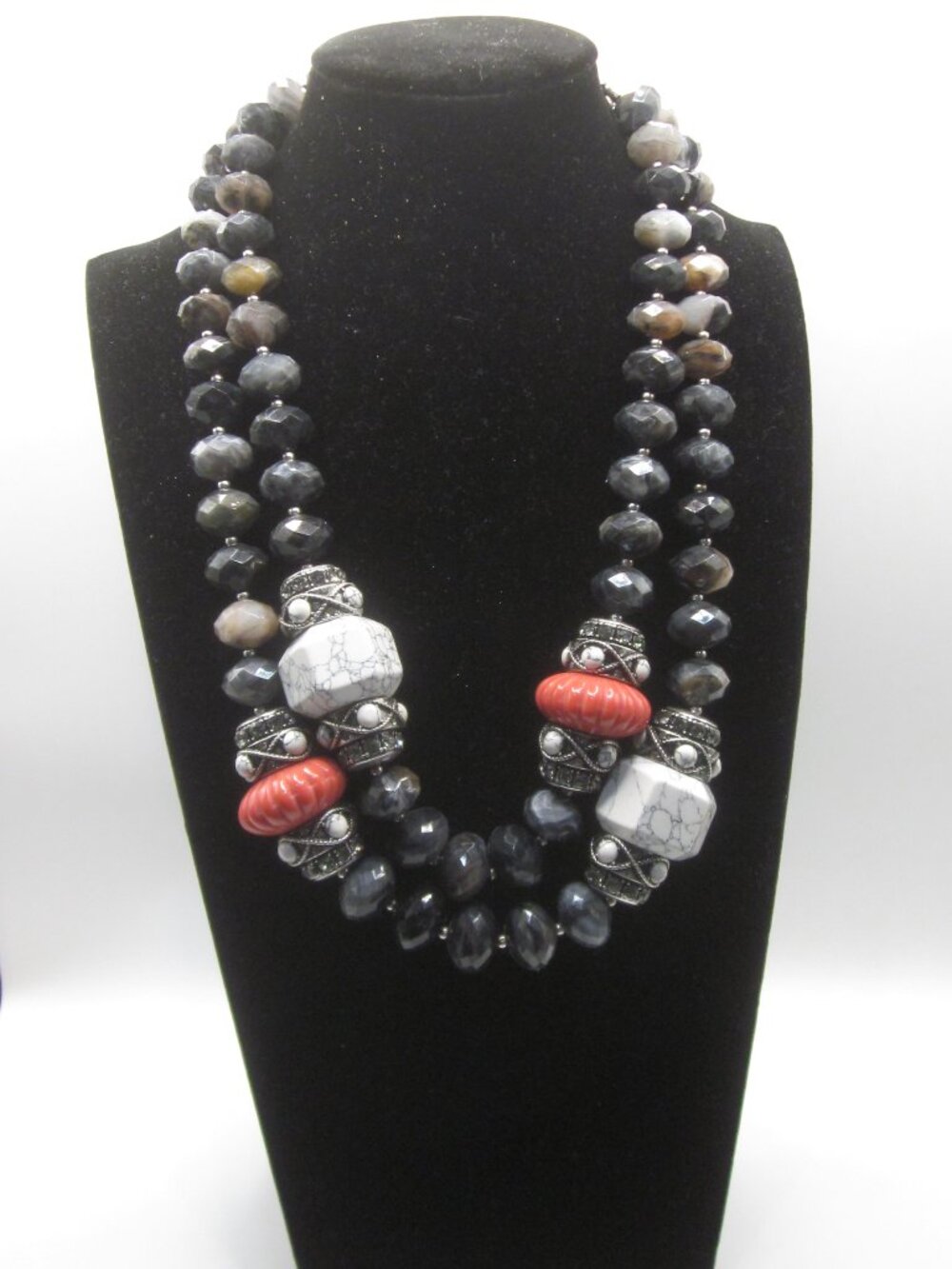 Joan Rivers Chunky Statement Necklace Black & Gray Beaded